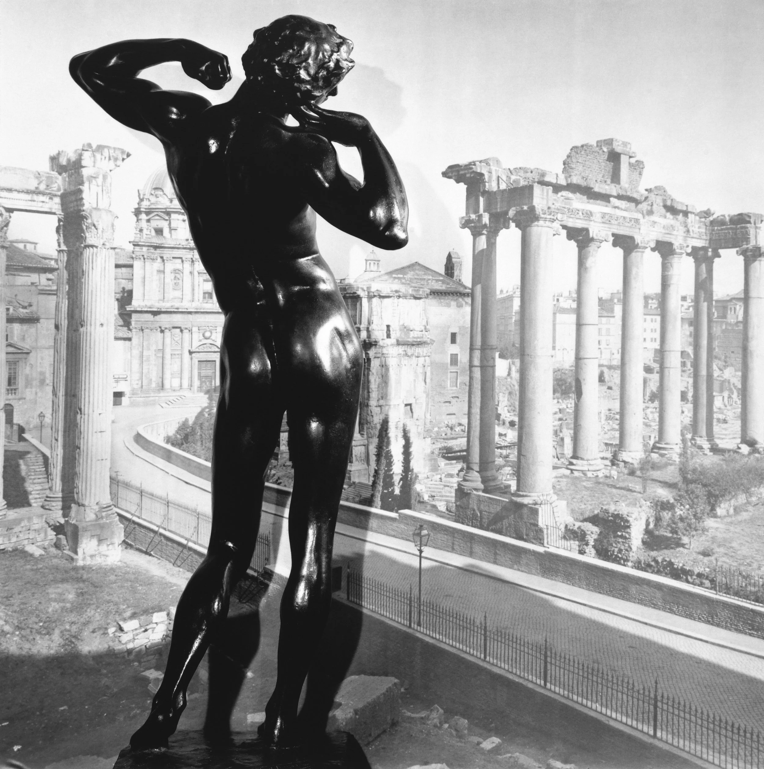Robert Mapplethorpe: Le Forme del Classico – A Sculptural Dance of